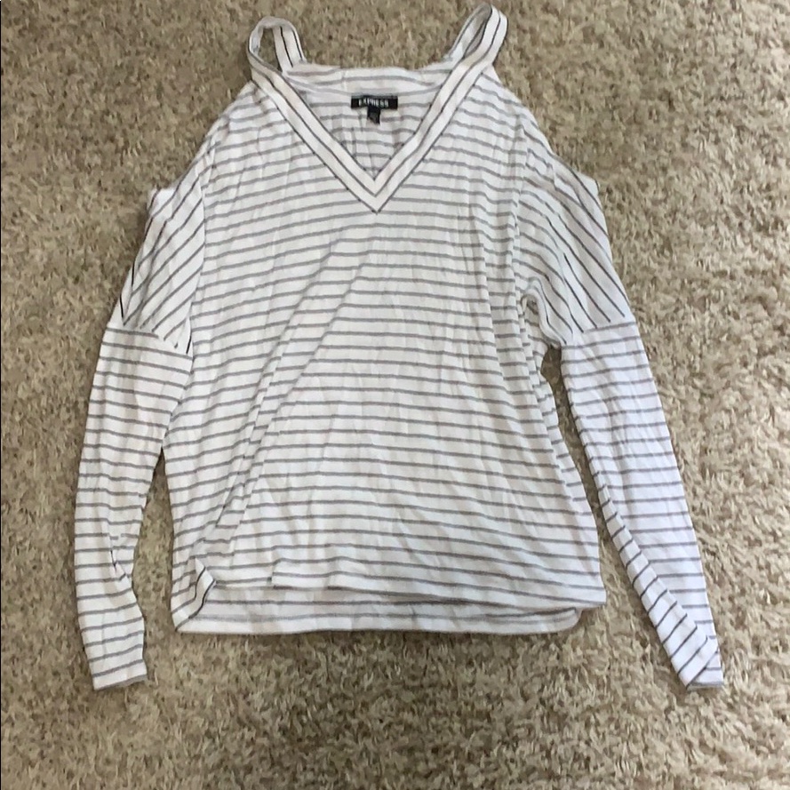 Express Basic Long Sleeve Tee